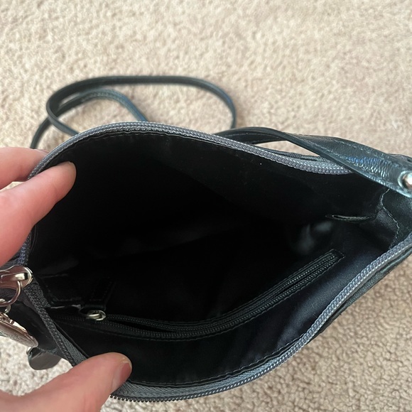 Coach black crossbody bag/purse - Picture 4 of 5